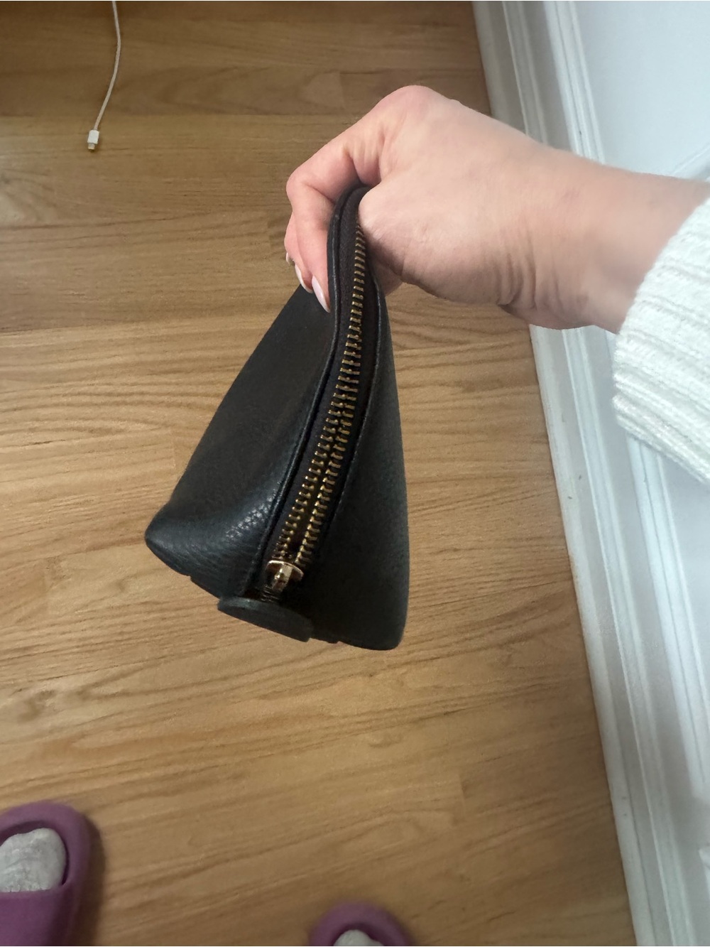 Cuyana Black Leather Zip Pouch with Gold Hardware